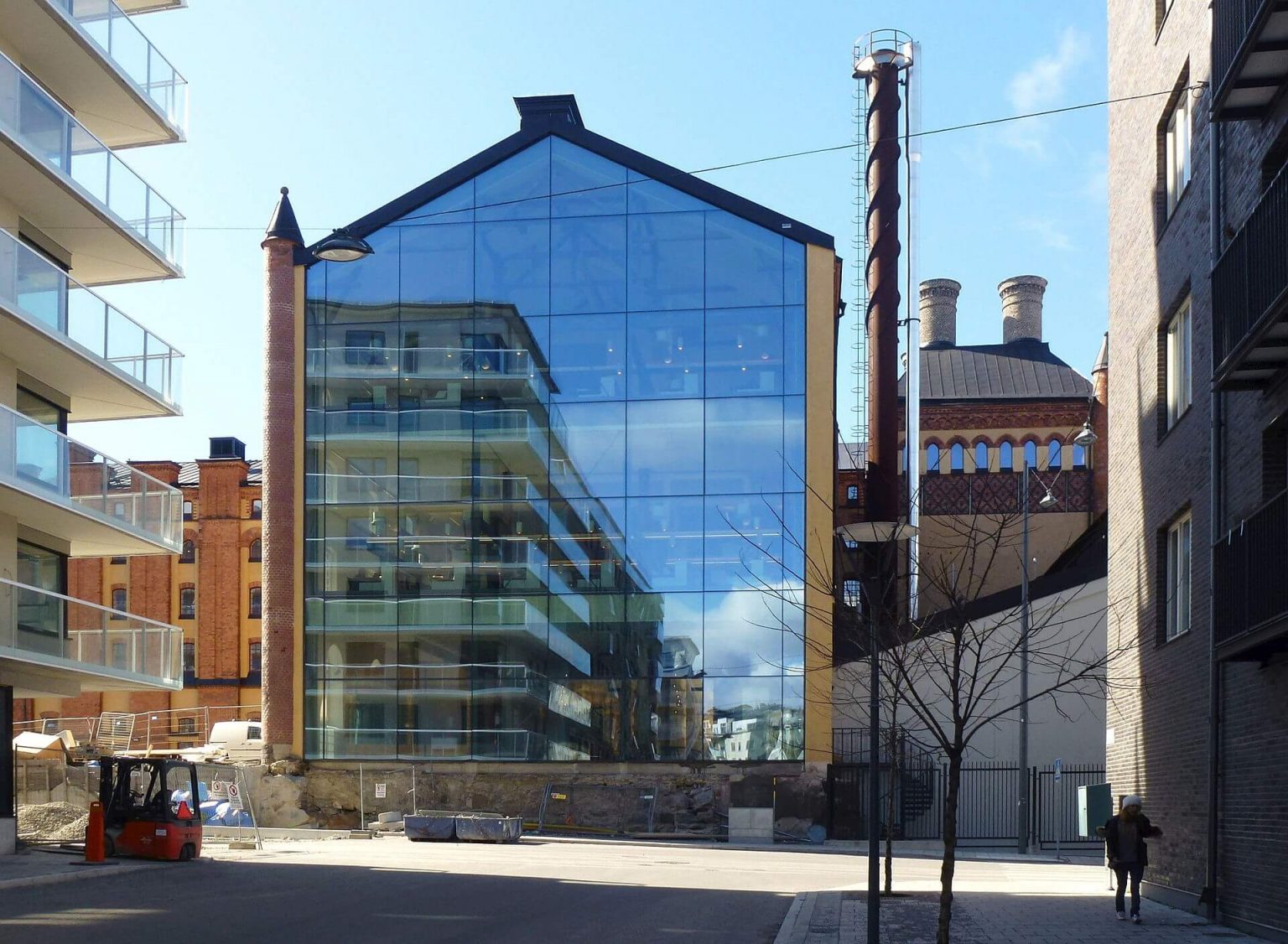 Glass-fronted conversion at Malmarna, Stockholm